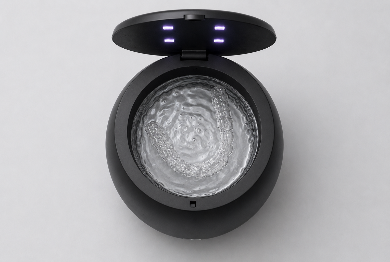 High-frequency ultrasonic waves over 45,000 Hz create powerful cleaning vibrations inside the CleerPod.