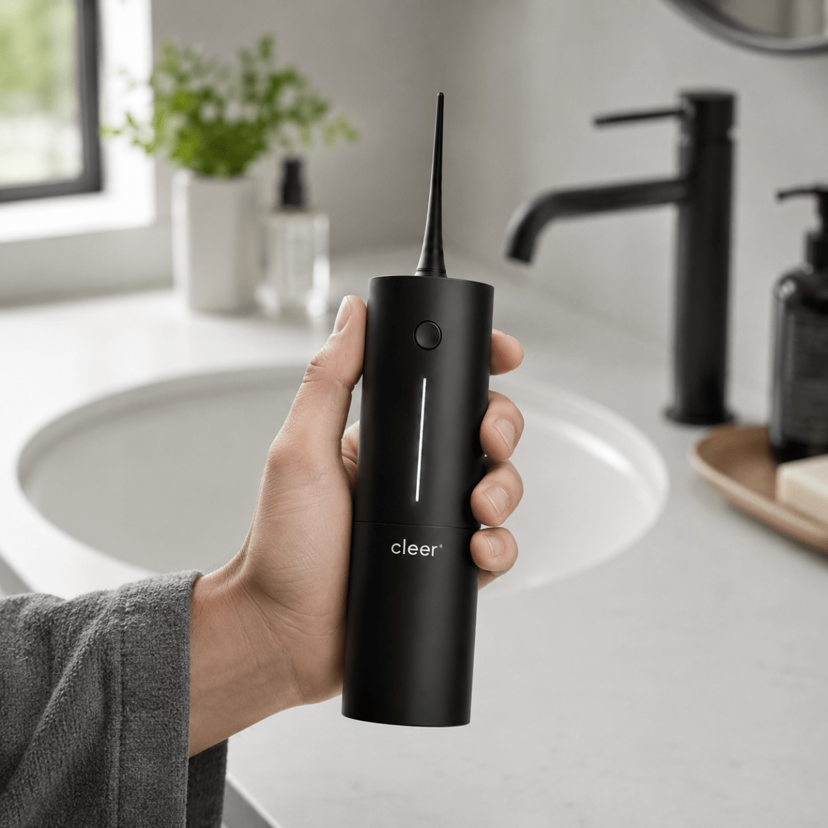 Cleer Water Flosser